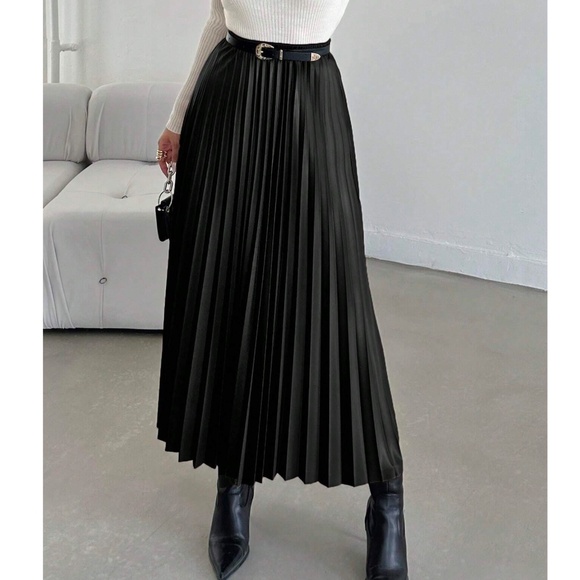Luxe stretchy Waist Pleated Midi Skirt - Picture 6 of 8